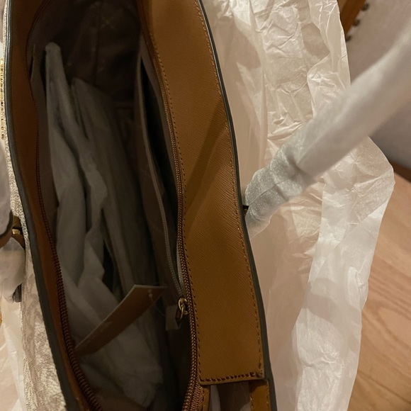 Michael Kors Large Gilly Tote Shoulder
Bag Vanilla - Picture 4 of 7